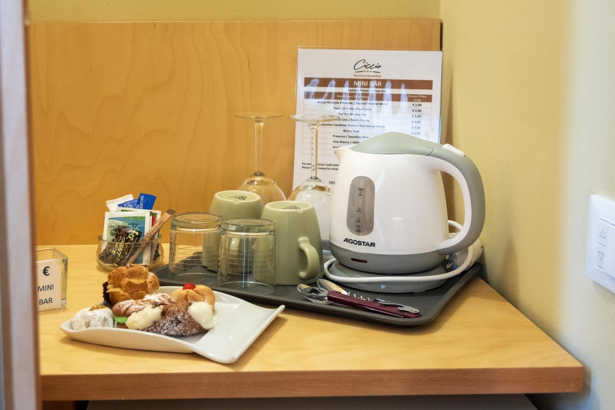Ciccio Rooms And Breakfast - Self Check-In 팔레르모 외부 사진