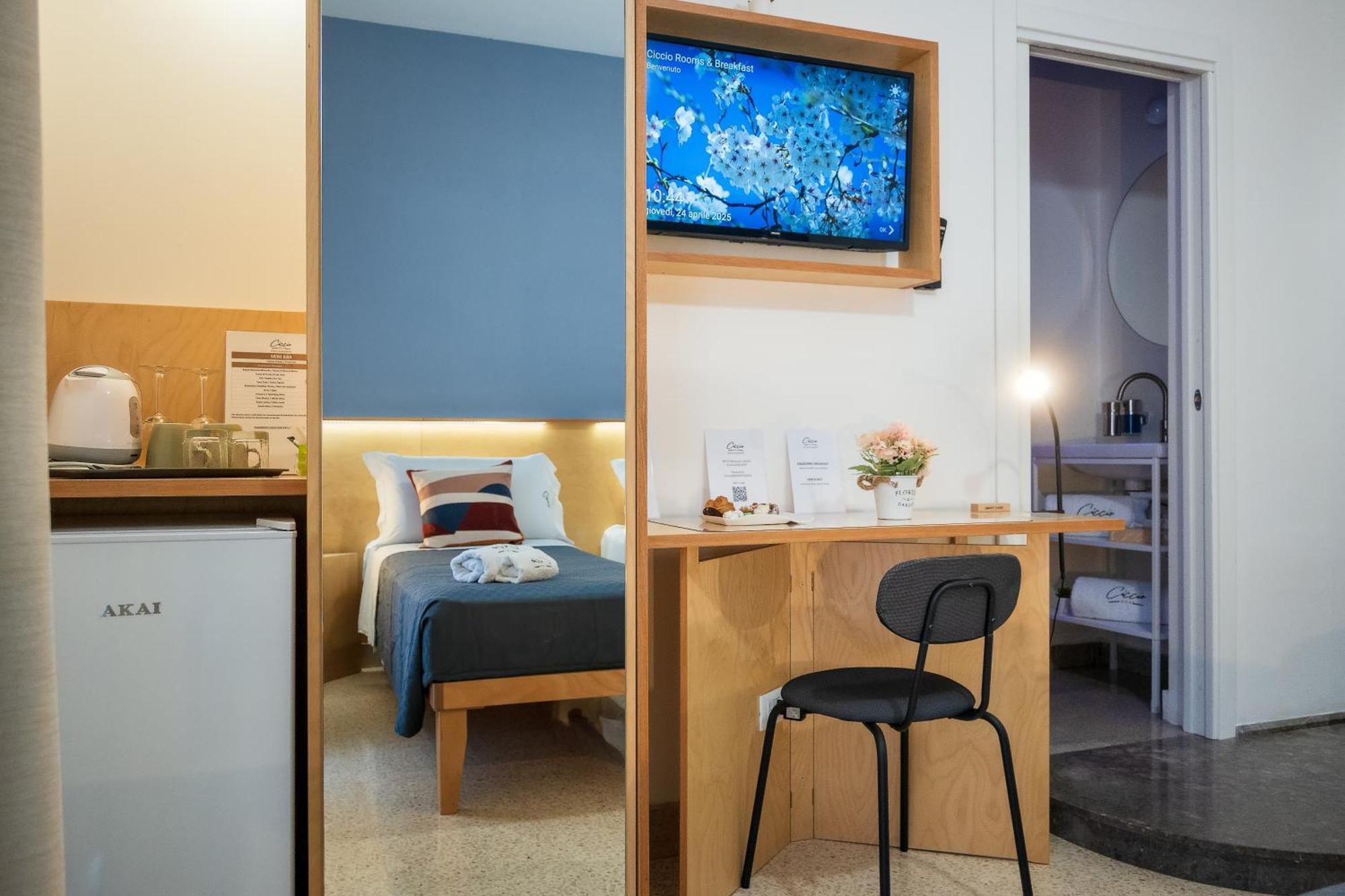 Ciccio Rooms And Breakfast - Self Check-In 팔레르모 외부 사진