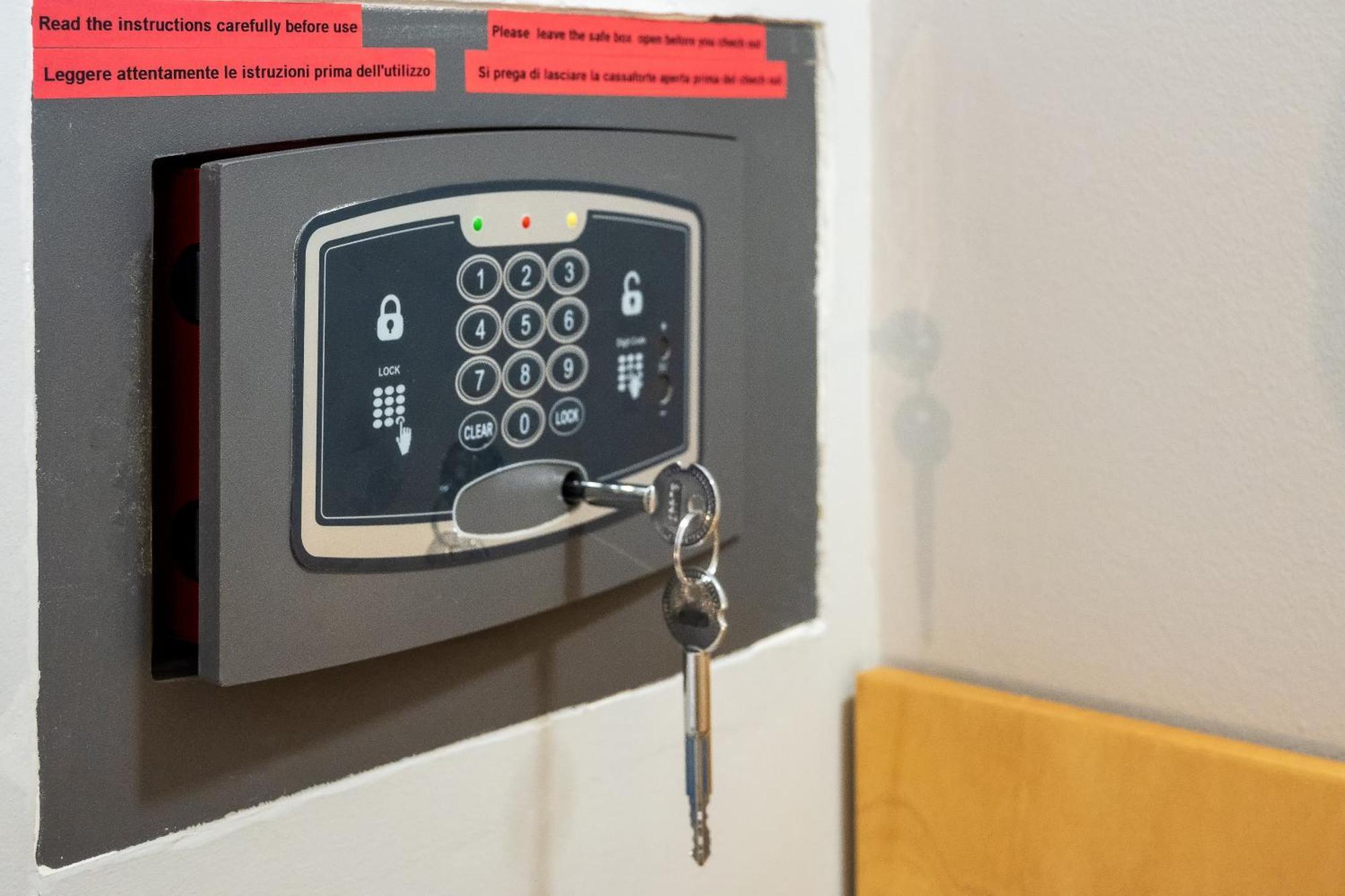 Ciccio Rooms And Breakfast - Self Check-In 팔레르모 외부 사진