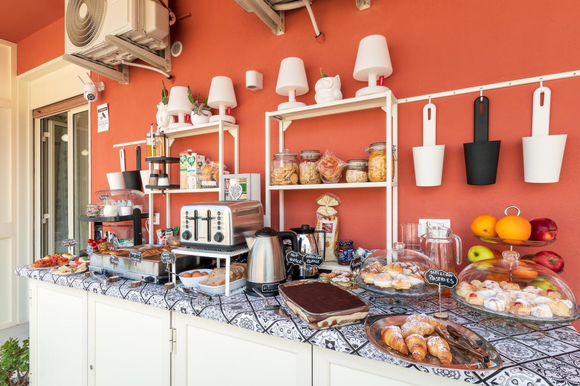 Ciccio Rooms And Breakfast - Self Check-In 팔레르모 외부 사진